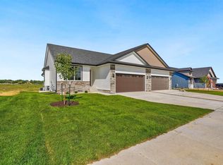224B Vista Dr, Kalona, IA 52247