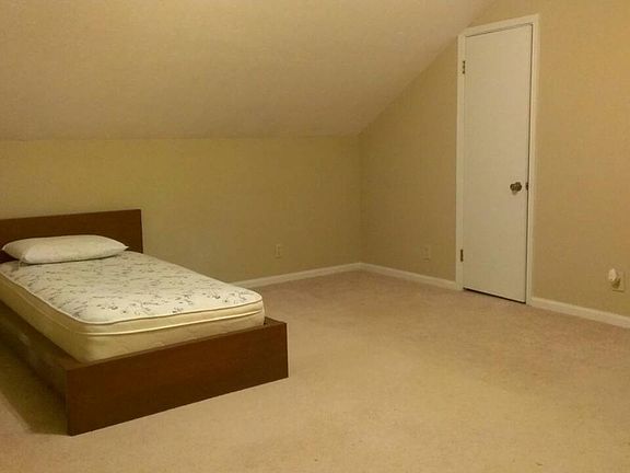 2nd image of 227 Flat Creek Ct