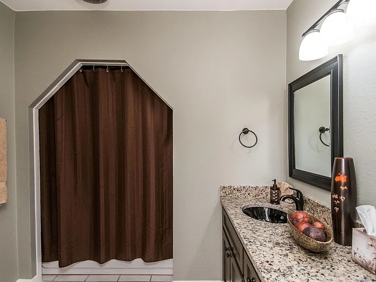 2947 Southridge Dr — Photo 14