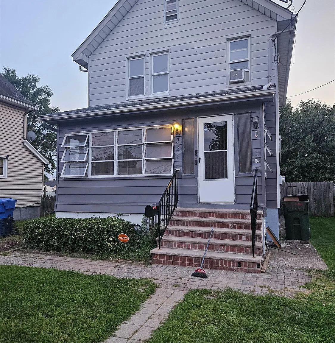 3 bed, 2.0 bath, $3,100 — Photo 1