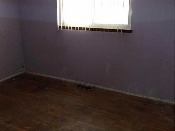 2nd image of 10730 Trask Dr