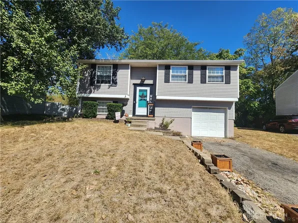 3030 Charlotte Mill Dr, Dayton, OH 45439