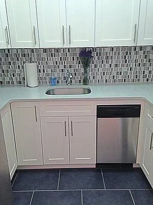 Rented by Flatiron Real Estate Advisors LLC | media 20