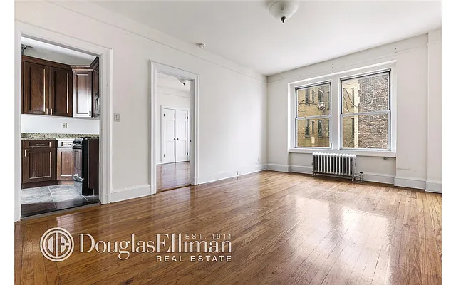 Rented by Douglas Elliman | media 21