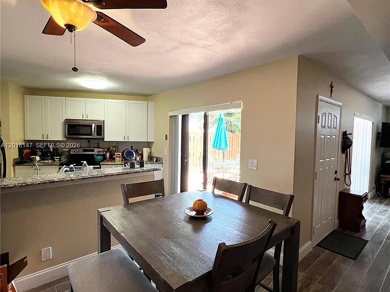 192 Springdale Cir #192 — Photo 10