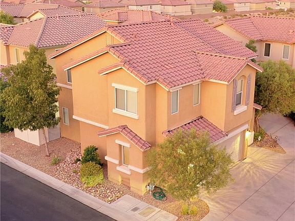 3rd image of 9168 Giardino Villa St