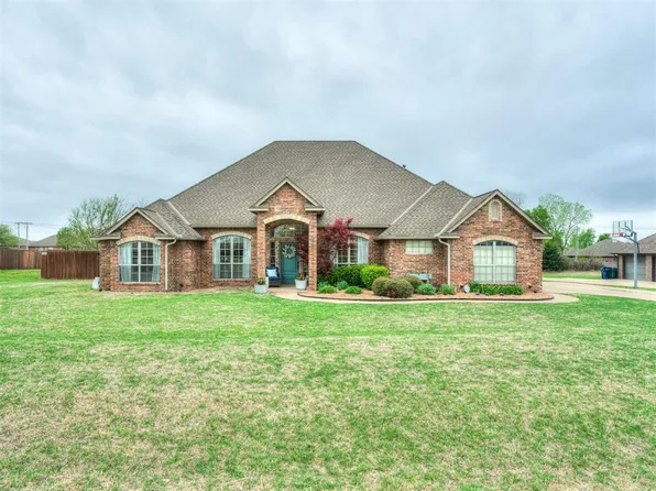 10401 Joseph Way, Yukon, OK 73099