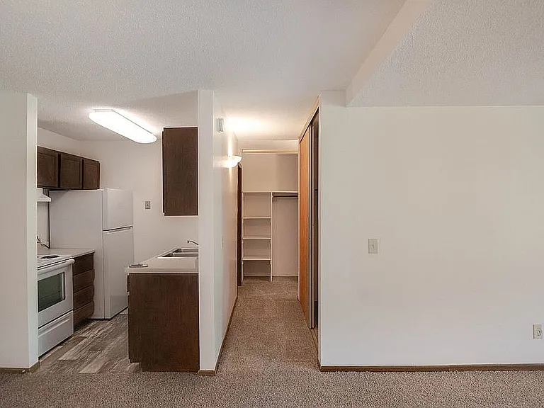 The Oaks Apartments
