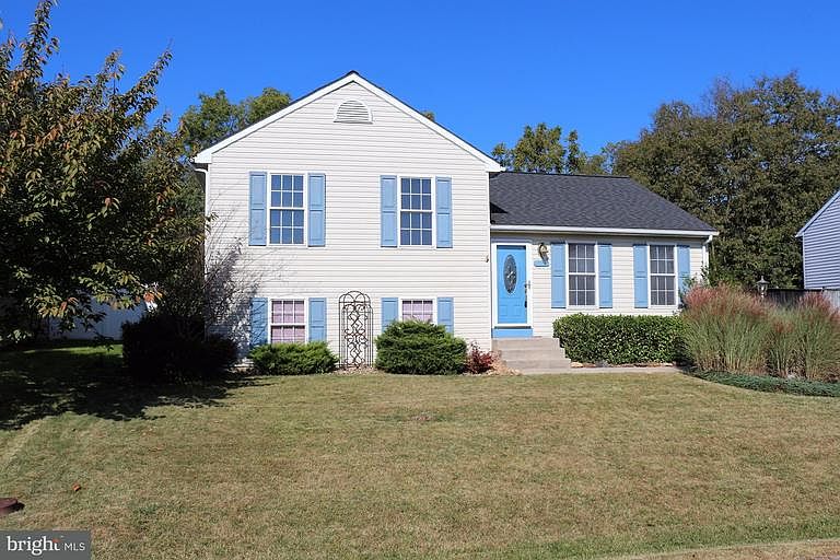 1st image of 10316 Bear Creek Dr