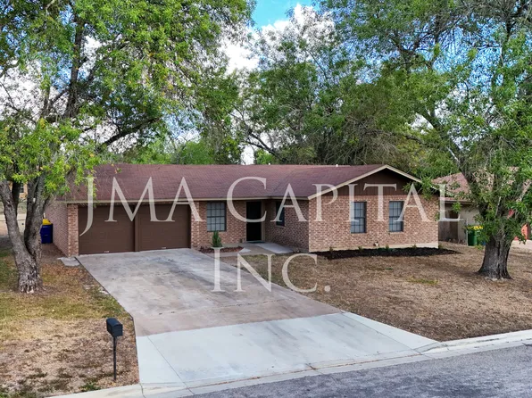 613 Ridgemont Ln, Gonzales, TX 78629