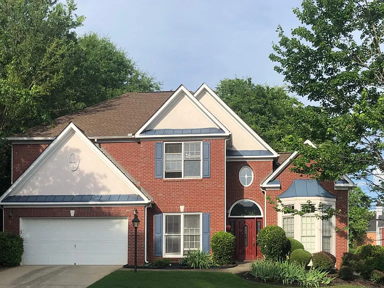 1635 Omara Ln SE — Photo 1