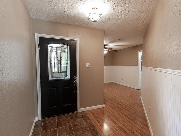 4th image of 10106 Barmont Drive
