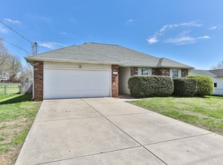 3044 N Howard Ave, Springfield, MO 65803