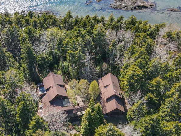 169 Island Avenue, Saint George, ME 04859