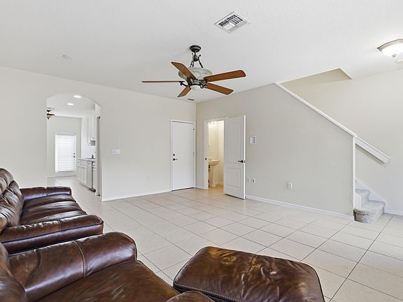 4th image of 2136 SE Eatonville Drive