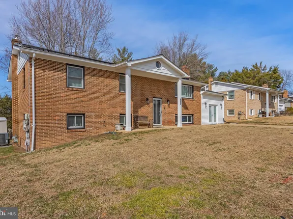 10706 Phillips Dr, Upper Marlboro, MD 20772