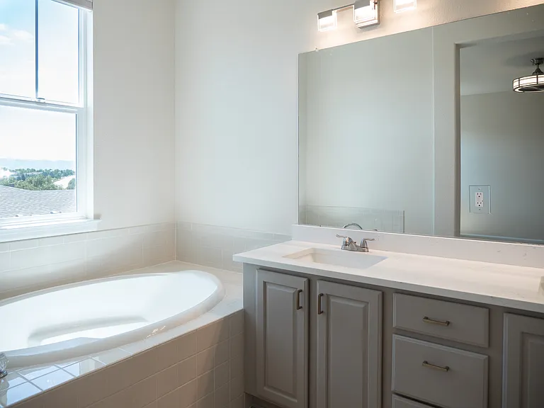 10527 Ashfield St #7D — Photo 15