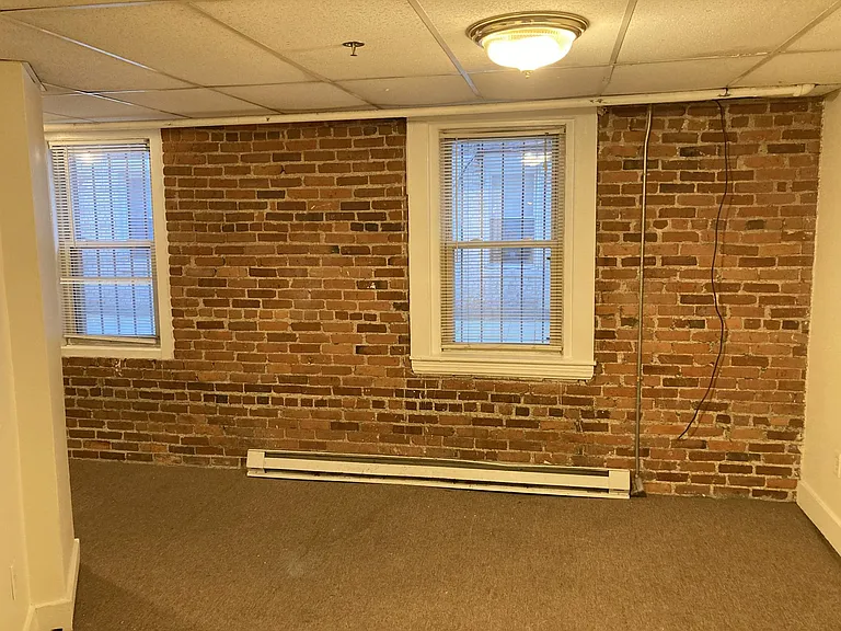 24 Hemenway St #1 — Photo 22