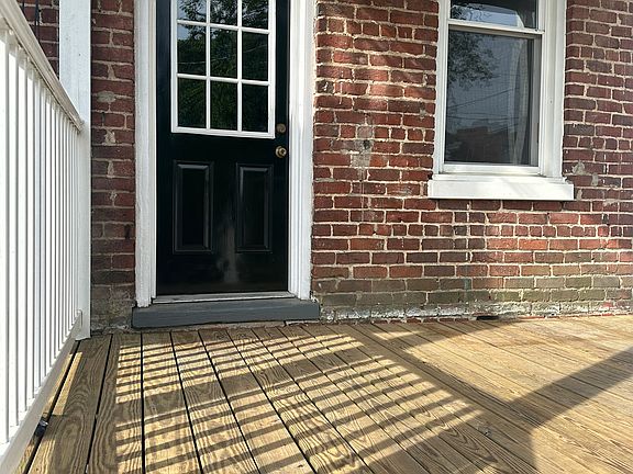 4th image of 2710 Eastbroad St #5