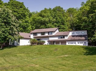 110 Geer Mountain Rd, South Kent, CT 06785