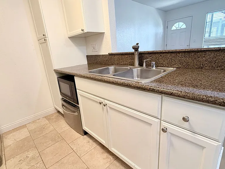 4440 Cherokee Ave #3 — Photo 8