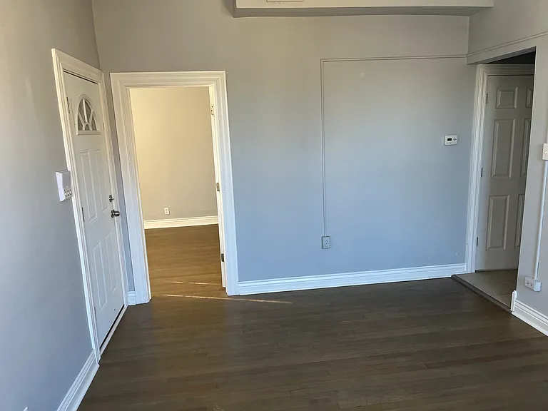 3105 W Diversey Ave #2R — Photo 5
