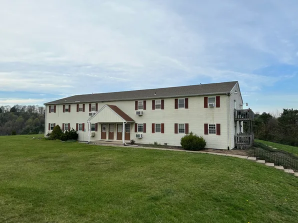 6334 State Route 873 #2, Slatington, PA 18080