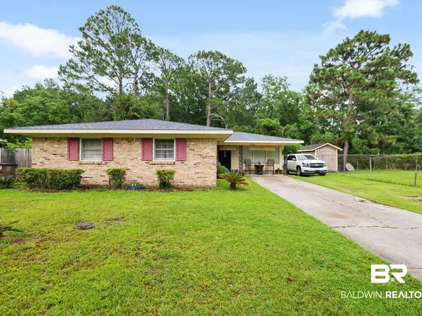 3965 W Castlewood Dr, Mobile, AL 36605