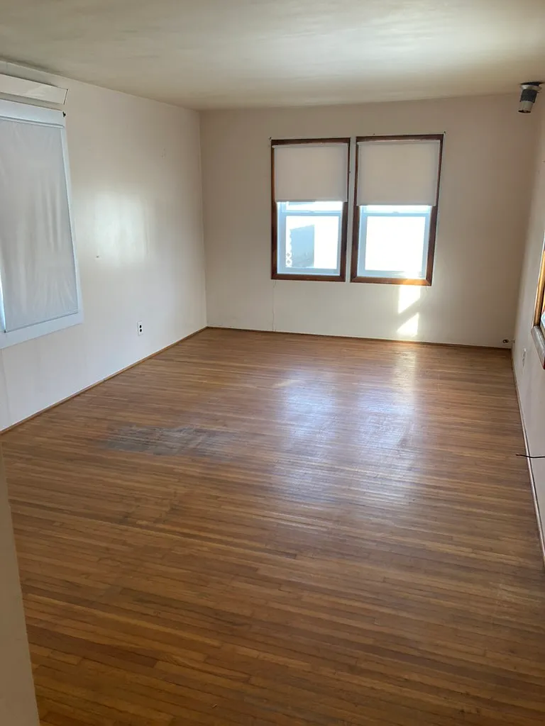705 Main — Photo 1