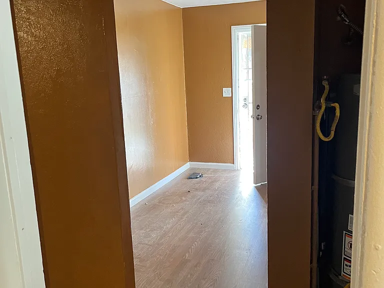 62 Alturas Ave #A — Photo 8