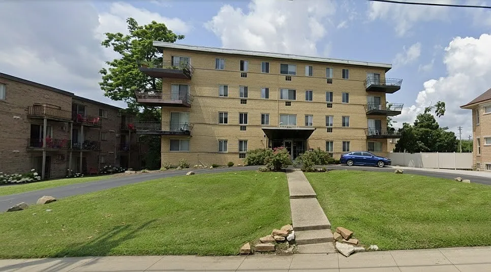 4821 Reading Road — Photo 1