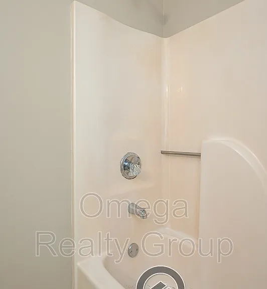 403 22nd Ave NE — Photo 18