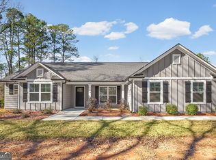 1788 Standing Rock Rd, Senoia, GA 30276