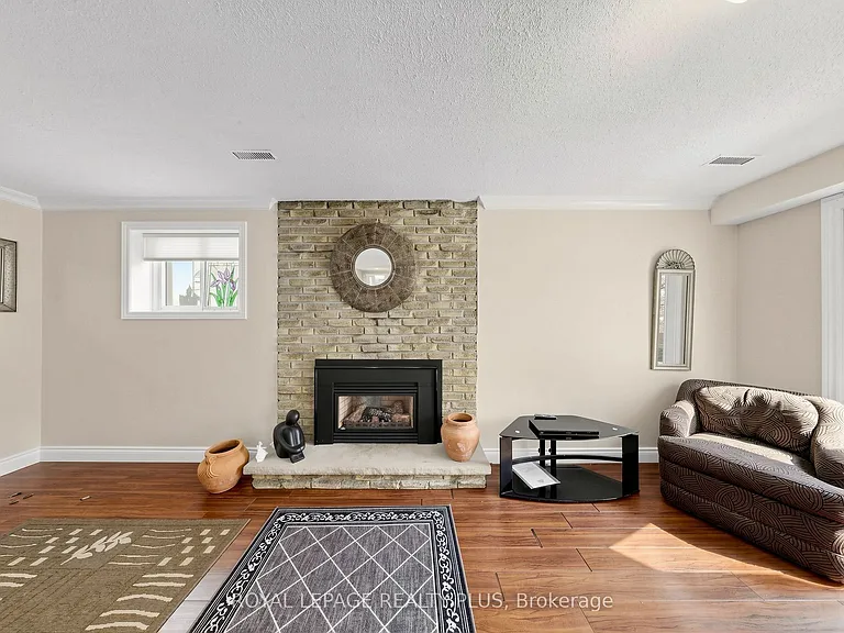 2328 Yolanda Dr — Photo 21
