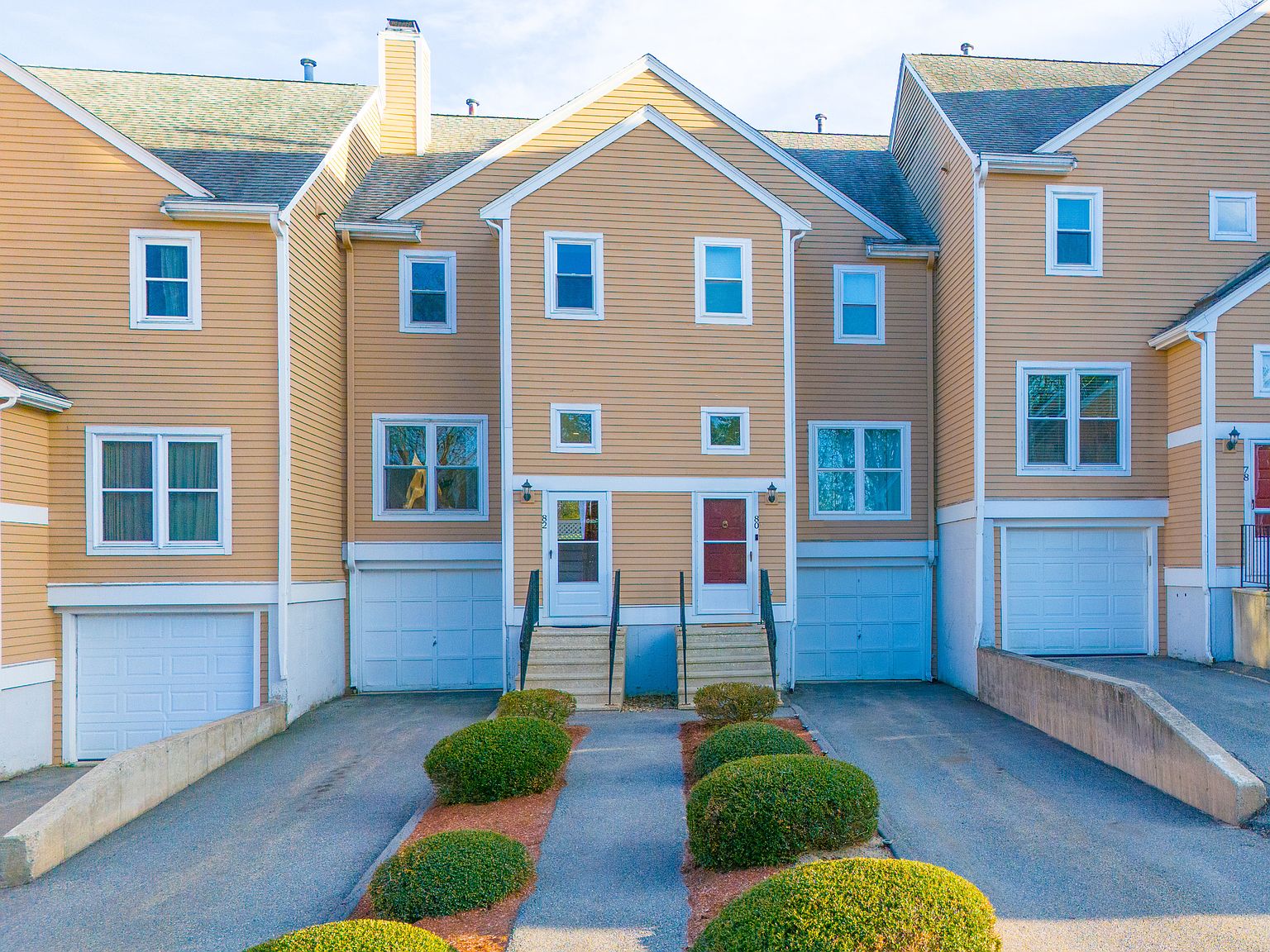 82 Camelot Dr #82, Worcester, MA 01602 | Zillow
