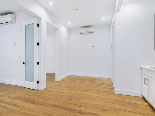 596 Powell St APT 1B