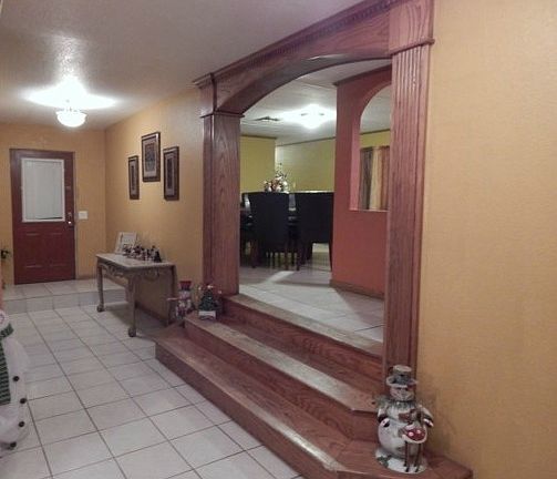 4th image of 483 Falcon Shores Dr