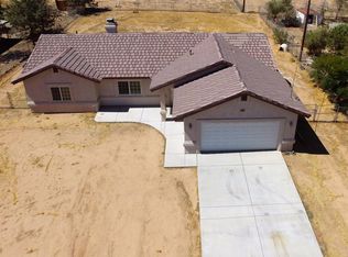 7928 Arrowhead Lake Rd, Hesperia, CA 92345