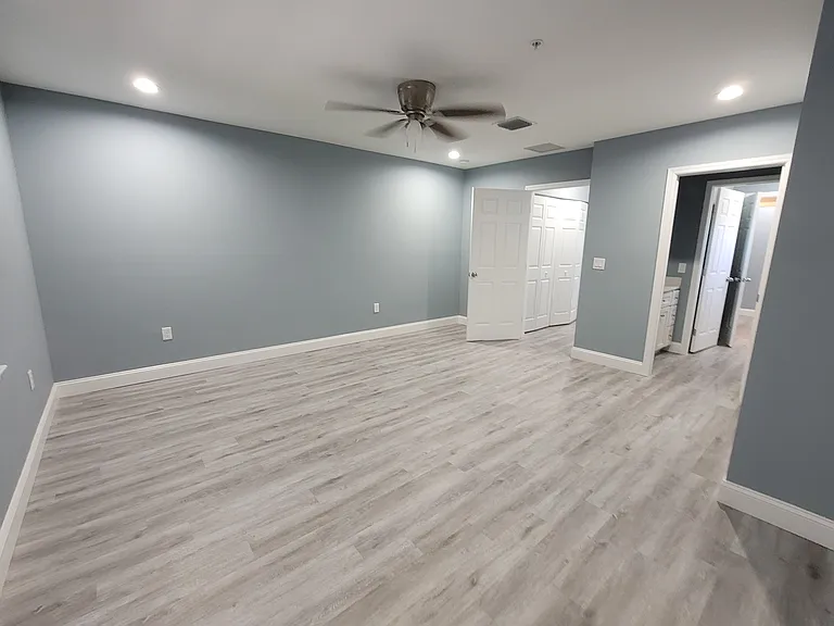 116 SE 8th Ave #8 — Photo 2