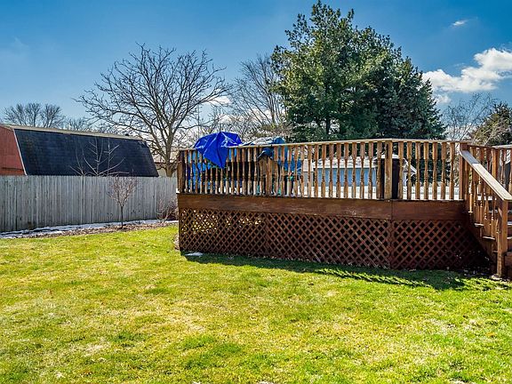 4th image of 1011 Bunting Dr