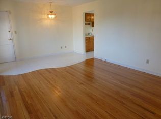 32C Troy Dr #32C, Springfield, NJ 07081