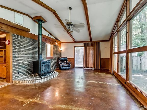 2nd image of 5807 Golden Pond Ave