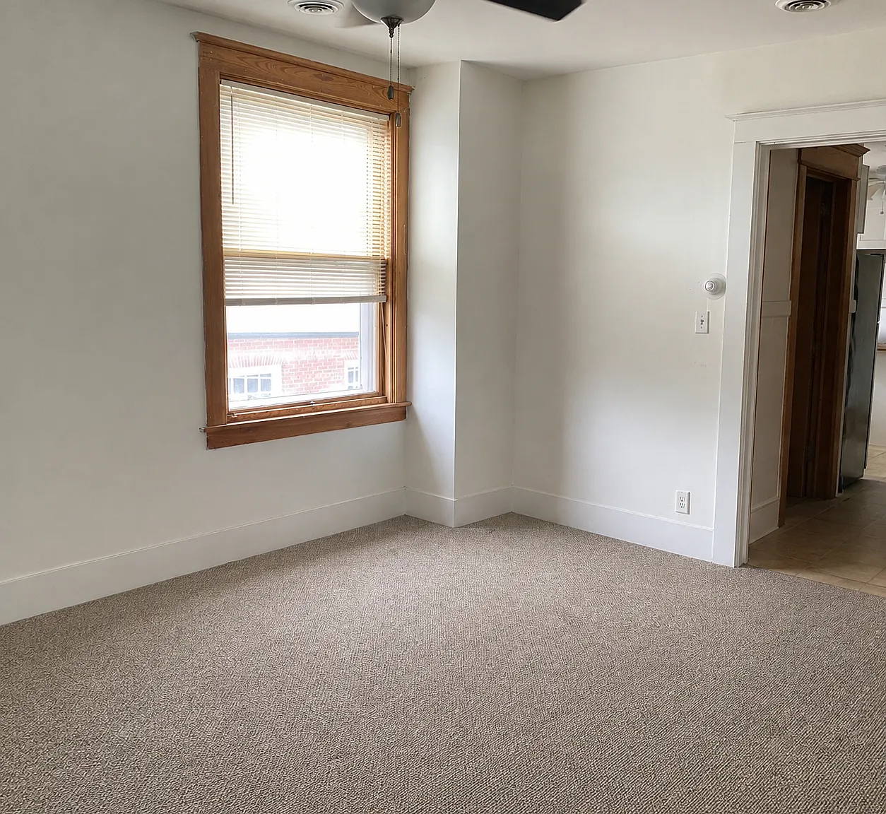 1 bed, 900 sqft, $900 — Photo 4
