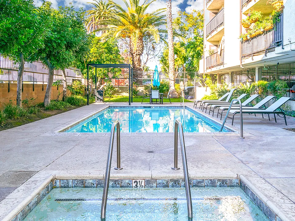 Seapointe Village Apartments