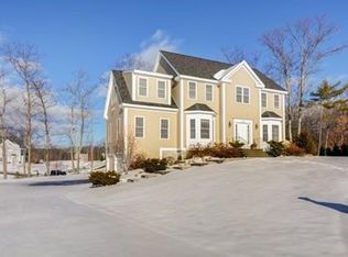 235 Fieldstone Dr, Groton, MA 01450