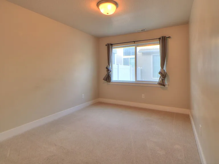 14447 S Quiet Shade Dr — Photo 18