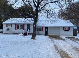 6568 Cooper Rd, Marlette, MI 48453