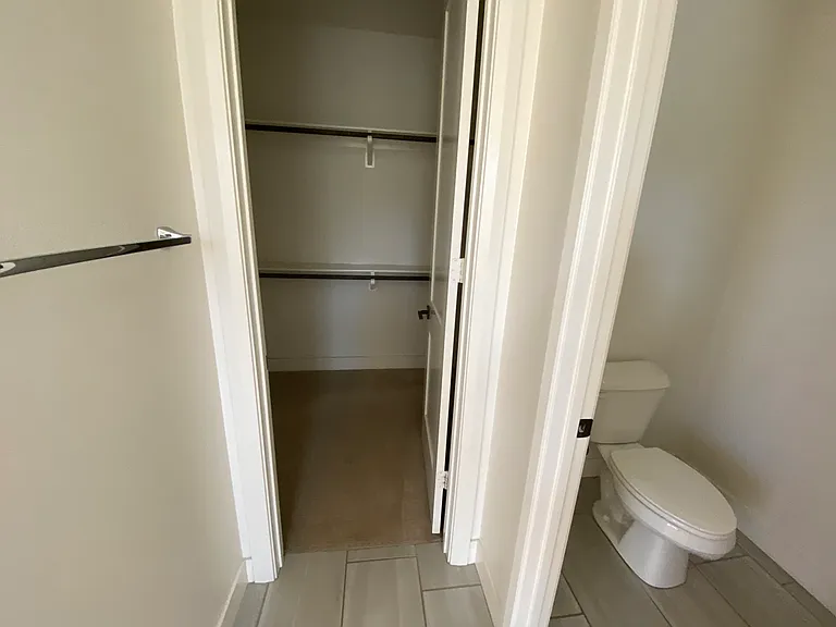 53 Molly Loop — Photo 26