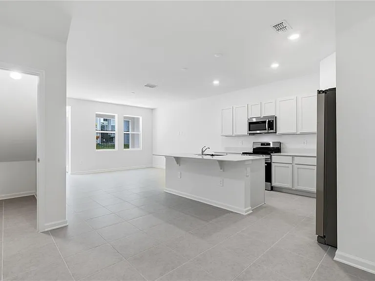 3143 Kurtz Ter — Photo 2