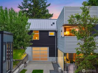 4047 52nd Ave SW, Seattle, WA 98116